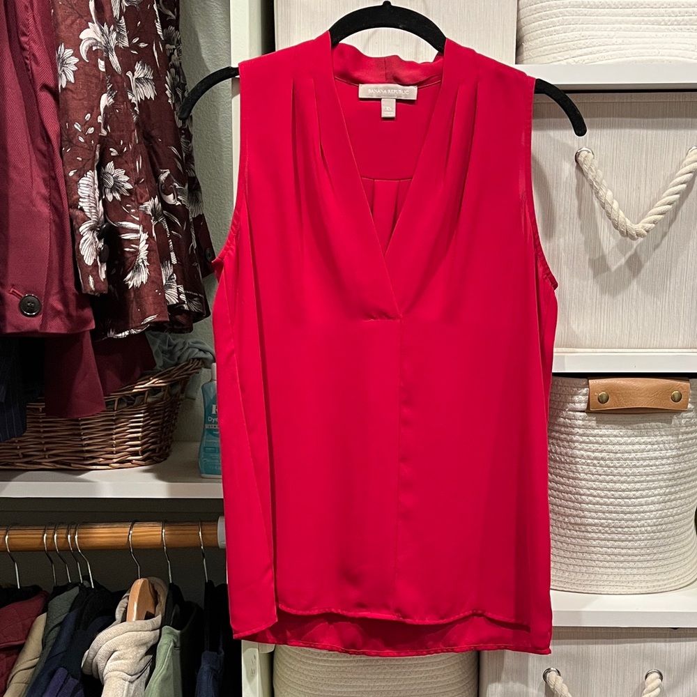 Banana Republic Vibrant Red V-Neck Blouse Office Work